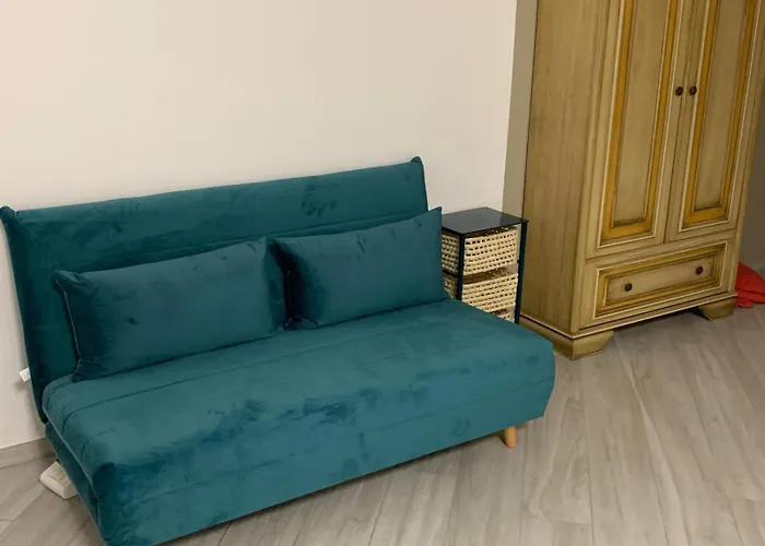 San Benedetto Apartment *